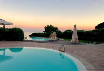 Hotel Punta Negra has Balcony rooms