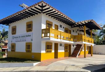 Palmar de Jeric   Suites allows 18 year olds to book a room