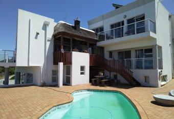 The H&H has Balcony rooms