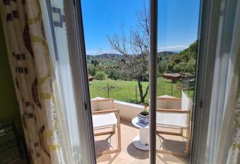 Corfu Villa Rania has Balcony rooms