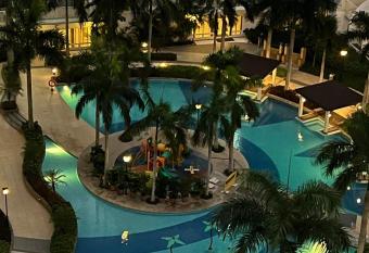 Shell Residences Mall of Asia - Joseph has Balcony rooms