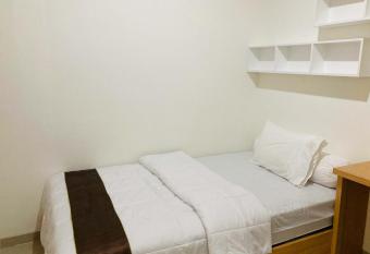 Griya Daffarra Mitra RedDoorz near UGM Yogyakarta allows 18 year olds to book a room