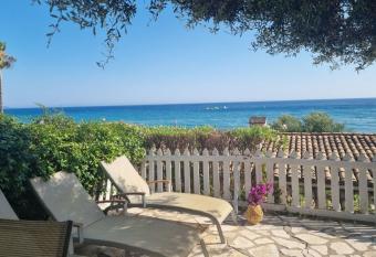 Corfu Dream Holidays Villas 2-4 has Balcony rooms