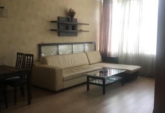 Apartments near Park Peremohy allows 18 year olds to book a room