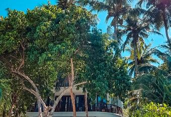 Thundi Sea View has Balcony rooms