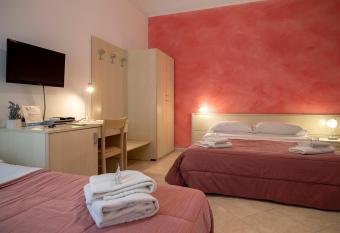 SoleTerraLuna has Balcony rooms