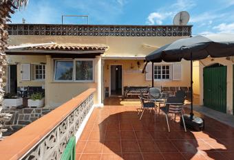 Casa El Cardon B2 has Balcony rooms