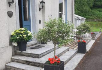 Ballyrafter Country House B&B allows 18 year olds to book a room