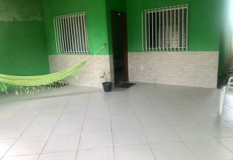 Casa agrad  vel em Guriri has Smoking rooms