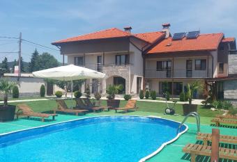 Sveti Nikola Villas near Borovets has Balcony rooms