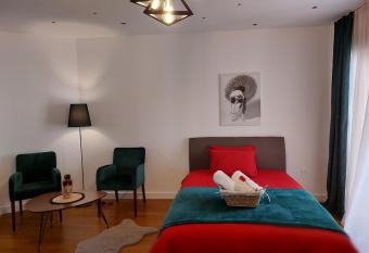 Aria Apartmani has Balcony rooms