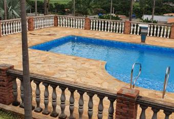 Ch  cara e Camping has Balcony rooms