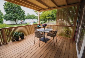 Premium Mobile Homes with thermal riviera tickets has Balcony rooms