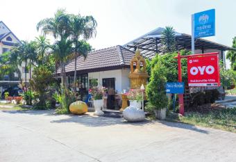 OYO 592 Goldenville Villa allows 18 year olds to book a room