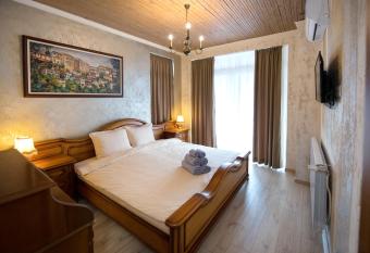 Guest Apartment & Studio PEYCHIN /                      &                           has Balcony rooms