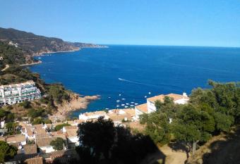 Goleta has Balcony rooms