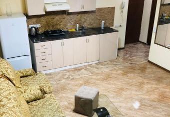 Apartment in Zakyan Street allows 18 year olds to book a room