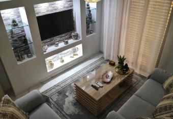 Cozy Sea View Apartment in Paralia has Balcony rooms