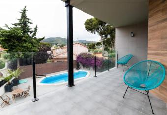 Villa cerca de Playa Castelldefels has Balcony rooms