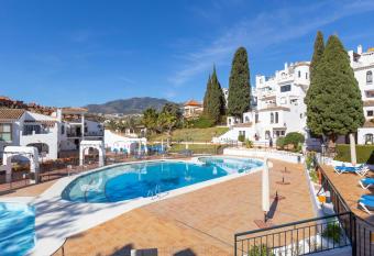 Summer in Costa del Sol has Balcony rooms