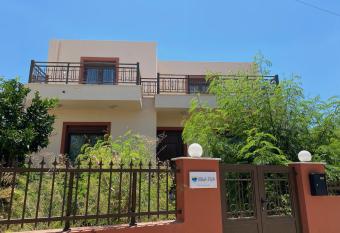 Villa Filia has Balcony rooms