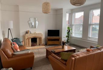 Margate Seaview has Balcony rooms