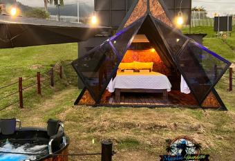 Mystic Paradise has rooms with a private hot tub