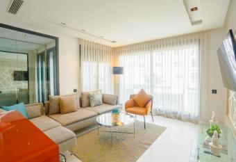 Tantan golden 5 not far from beach has Balcony rooms