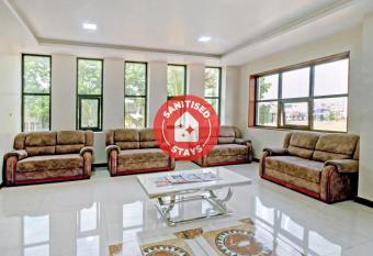 OYO 29405 Leela Paradise allows 18 year olds to book a room