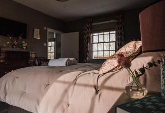 The Naight House allows 18 year olds to book a room