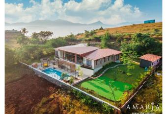 RedhomeX Serenity on the Hills has Balcony rooms