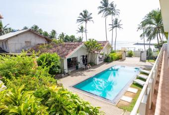 Shangrela Beach Resort by ARK has Balcony rooms