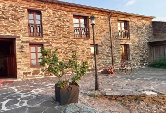 Casa Arza has Balcony rooms