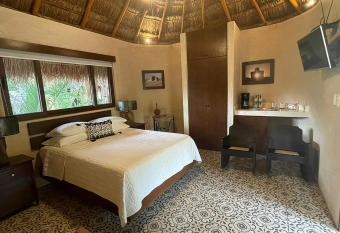 El Pueblito Dzibichaltun has Balcony rooms