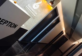 Hotel Desert Inn has Smoking rooms