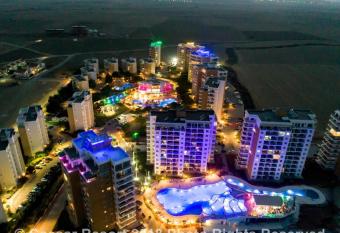 Rufus Pool Apartments in Caesar Resort & SPA allows 18 year olds to book a room