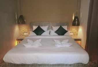 Amata Beach Resort allows 18 year olds to book a room