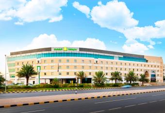 Holiday Inn AlSeeb Muscat, an IHG Hotel allows 18 year olds to book a room