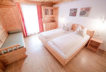 Aparthotel Steger Wagrain has Balcony rooms