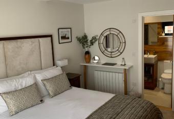 The Burrow at Tankerton allows 18 year olds to book a room