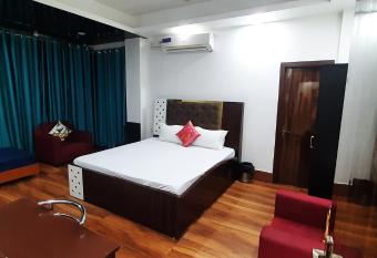 The PALM SUITES , Incredible India Tourism has Balcony rooms