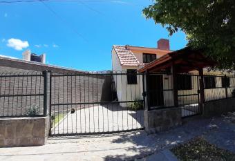 Apartamento Virgen del Cerro Salta allows 18 year olds to book a room