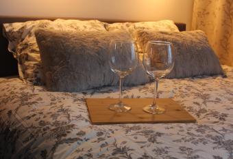 Apartament Chopina allows 18 year olds to book a room