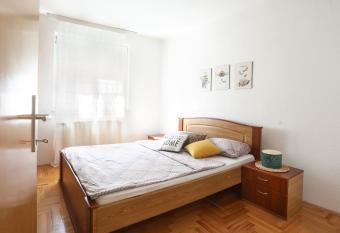 Apartman Petra has Balcony rooms