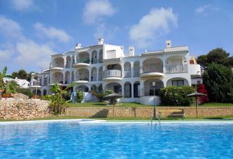 Finca del Moro has Smoking rooms