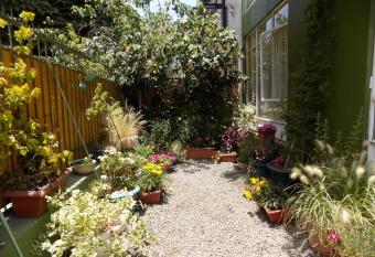 Quinta Vergara Monta  a allows 18 year olds to book a room