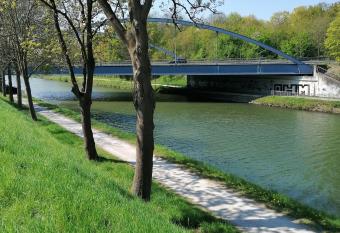 Haus Lupo am Kanal allows 18 year olds to book a room