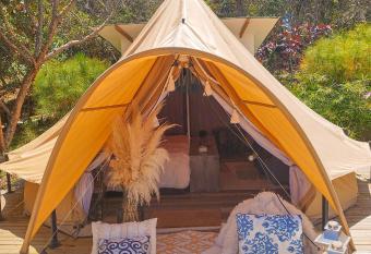 Asis Glamping 2 allows 18 year olds to book a room