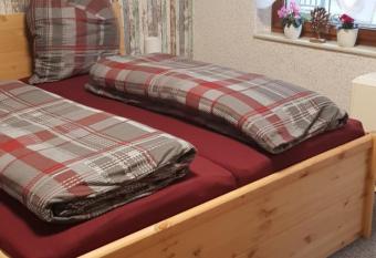 Zum Alten F  hrmann allows 18 year olds to book a room