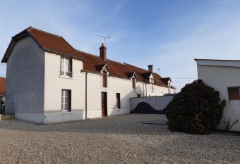 G  te la Haie Jallet, proche du zoo de Beauval has Balcony rooms
